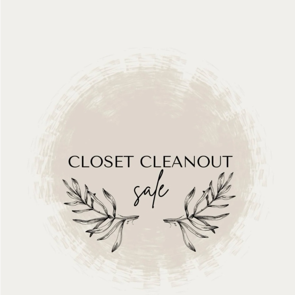 LIKE THIS TO BE NOTIFIED OF MY CLOSET CLEAR OUT SHOWS 💕